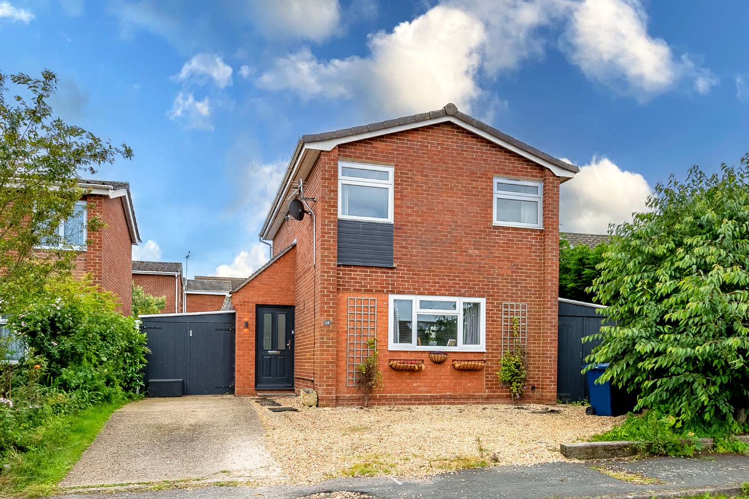 3 bed detached house for sale in Orchard Close, St. Neots  - Property Image 1