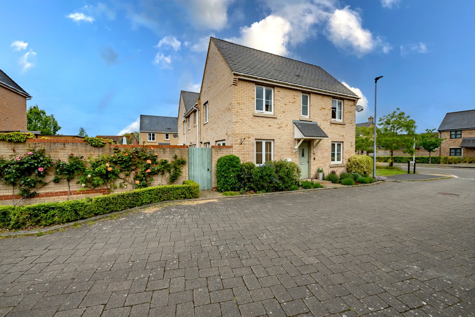 3 bed end of terrace house for sale in The Runnells, St. Neots  - Property Image 21