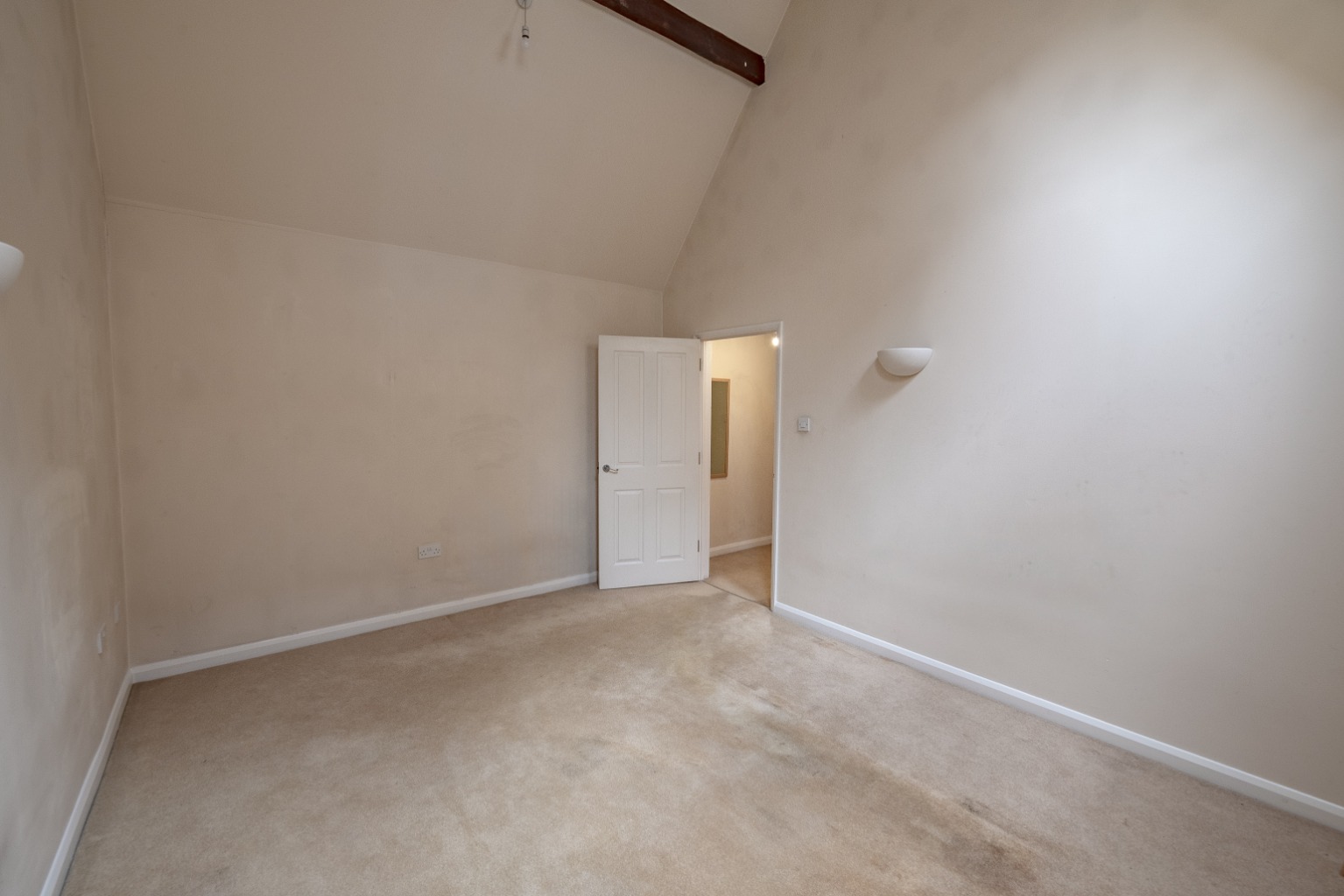 1 bed flat for sale in Chandlers Wharf, St Neots  - Property Image 6