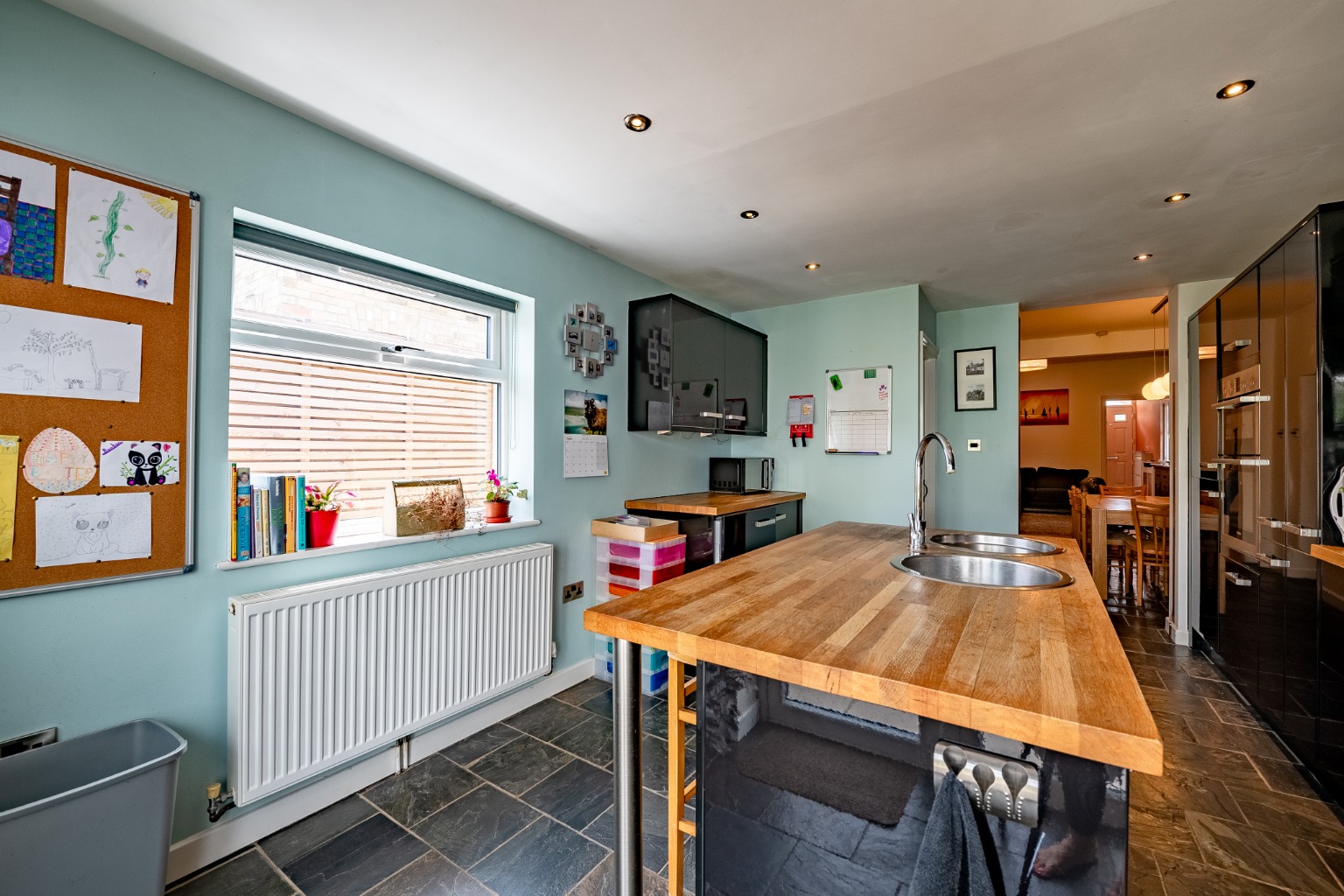 3 bed semi-detached house for sale in Shaftesbury Avenue, St. Neots  - Property Image 4