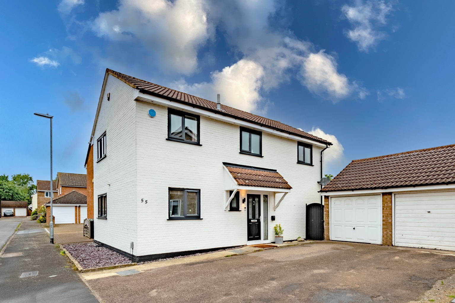 4 bed detached house for sale in Collingwood Road, St. Neots  - Property Image 1