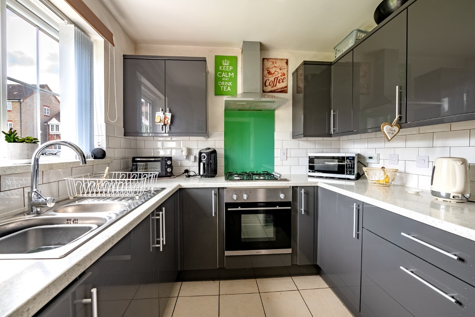 3 bed terraced house for sale in Navigation Wharf, St. Neots  - Property Image 5