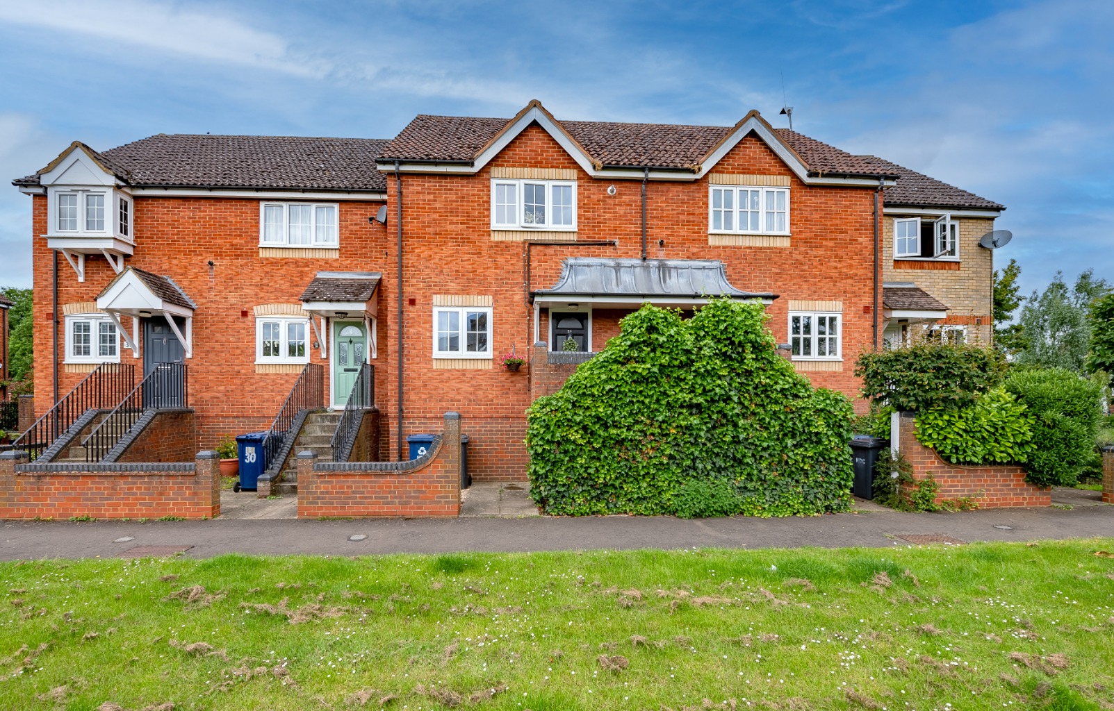 3 bed terraced house for sale in Navigation Wharf, St. Neots  - Property Image 14