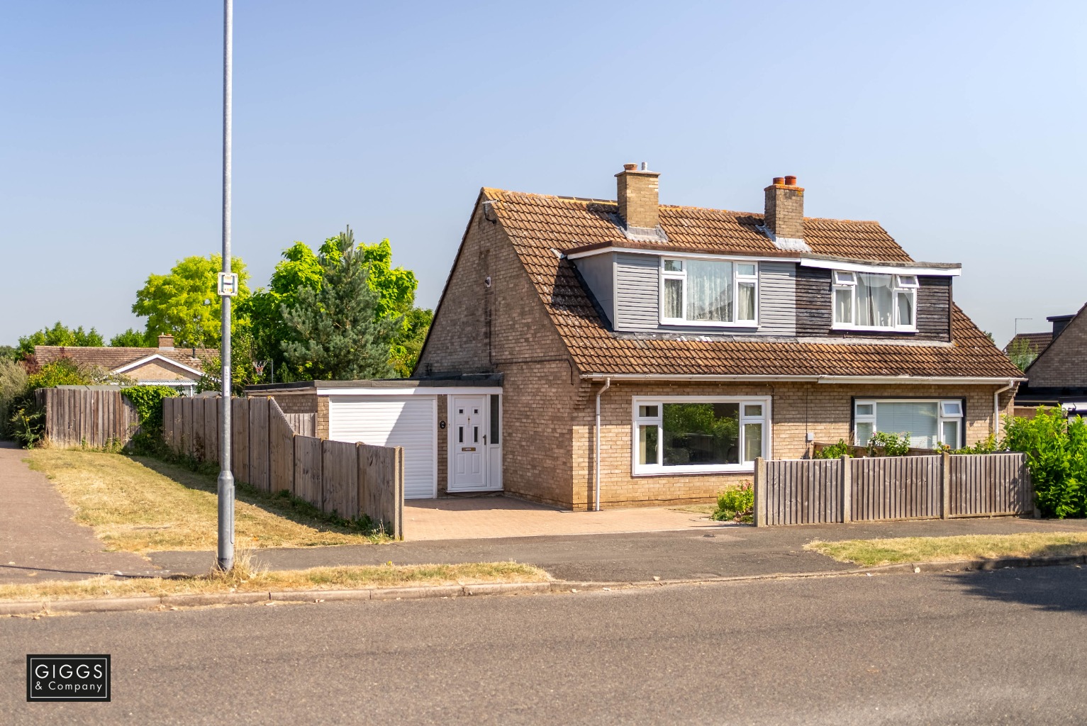 3 bed semi-detached house for sale in Orchard Road, St. Neots  - Property Image 1