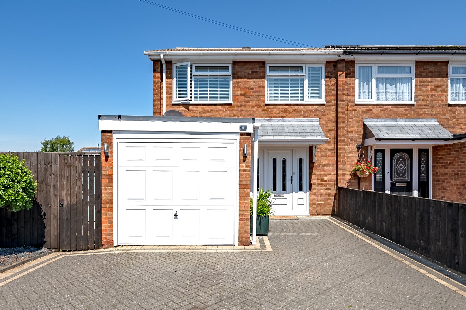 3 bed semi-detached house for sale in Bishops Road, St. Neots  - Property Image 1