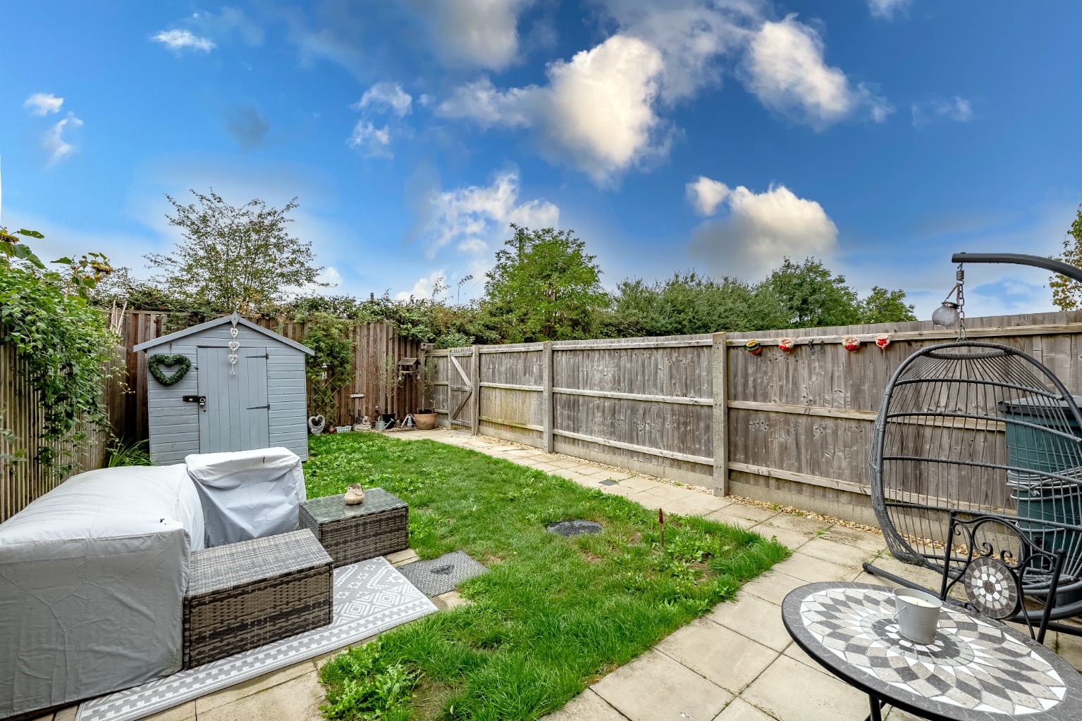 3 bed end of terrace house for sale in The Pastures  - Property Image 8