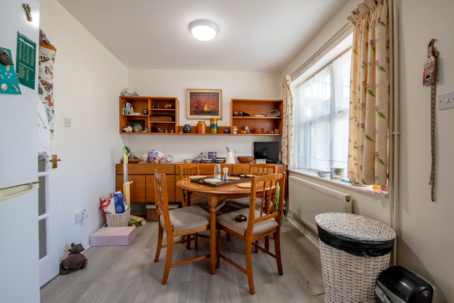 3 bed end of terrace house for sale in Edinburgh Drive, St. Neots  - Property Image 5