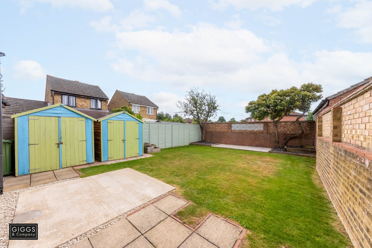 3 bed detached house for sale in Bodiam Way, Cambridgeshire  - Property Image 6