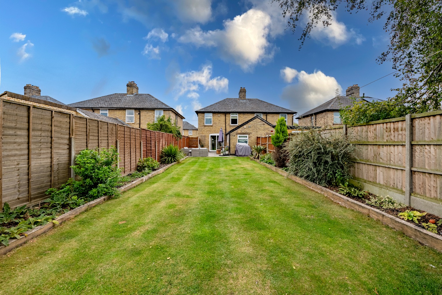 3 bed semi-detached house for sale in Ackerman Gardens, St. Neots  - Property Image 5