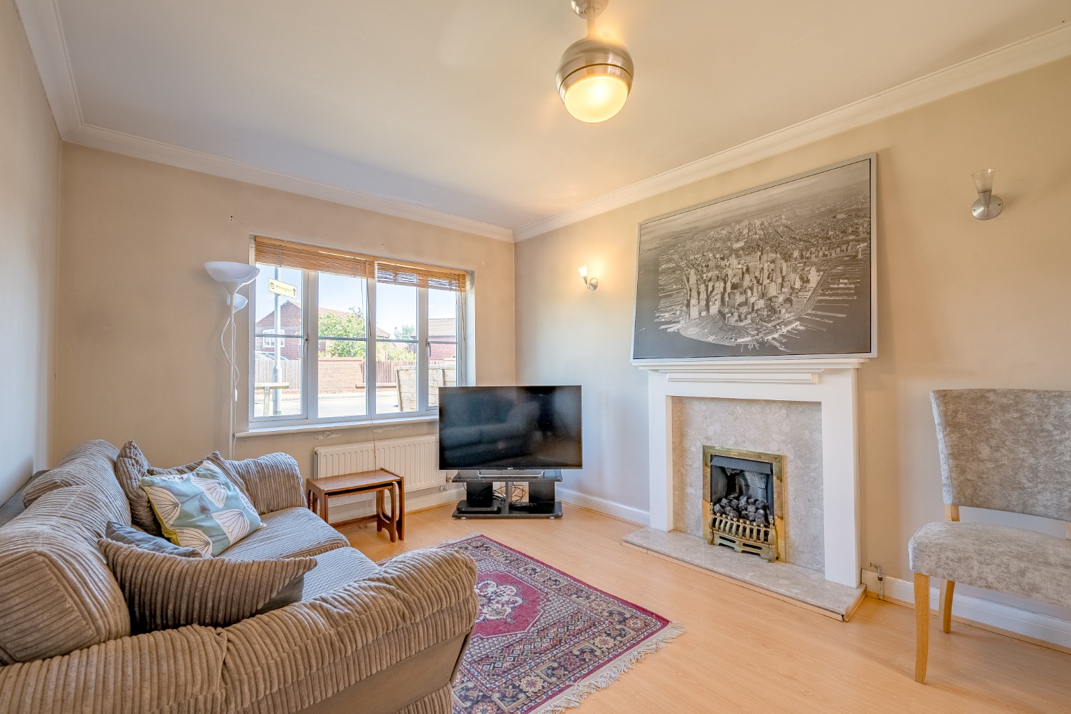 3 bed end of terrace house for sale in Barford Road, St. Neots  - Property Image 2