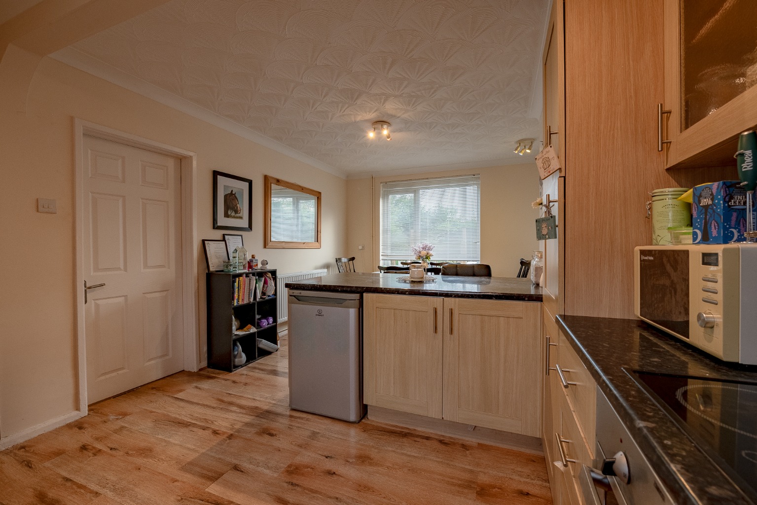 3 bed semi-detached house for sale in Brookside, St. Neots  - Property Image 6