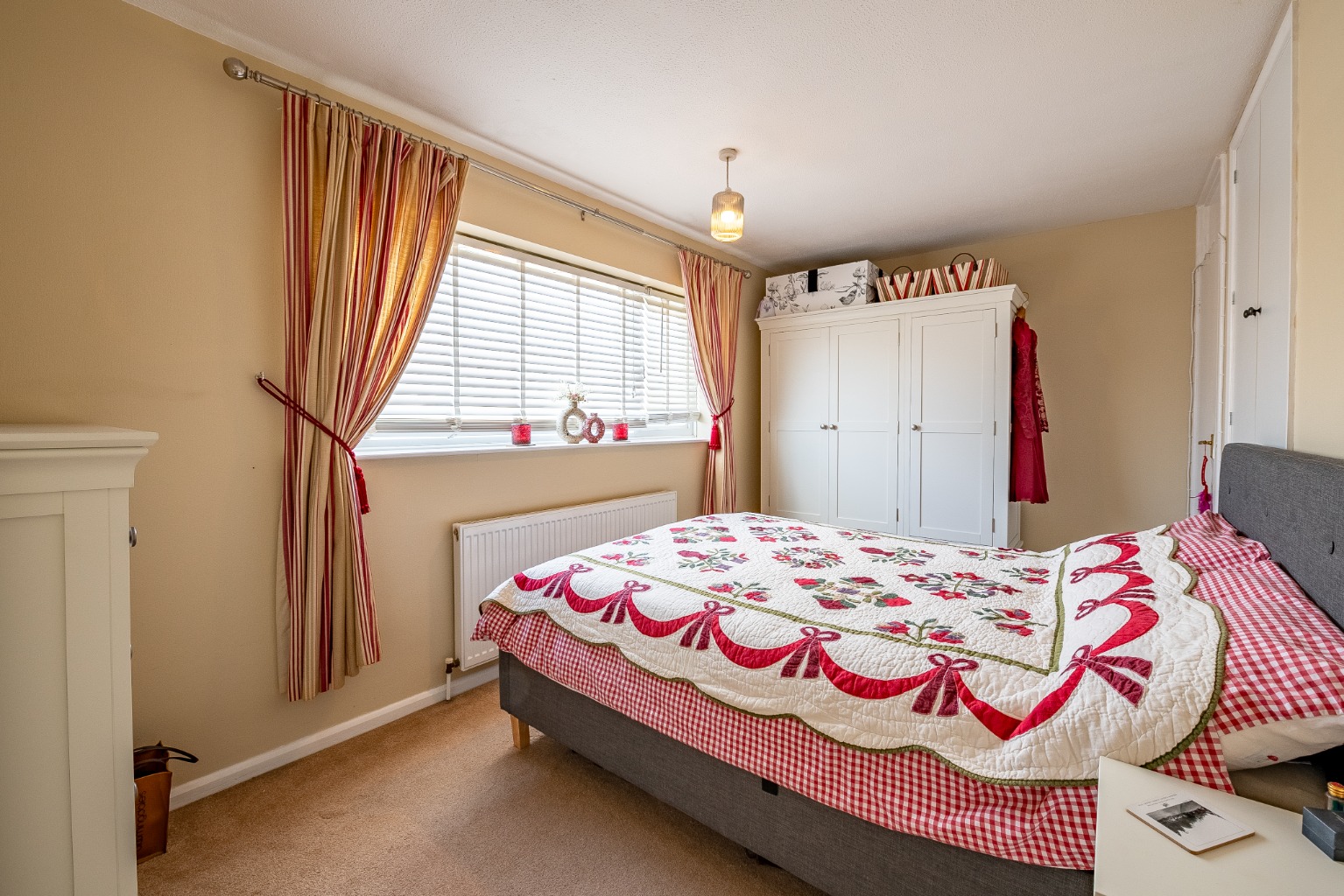 3 bed semi-detached house for sale in Meadow Walk, Rushden  - Property Image 6