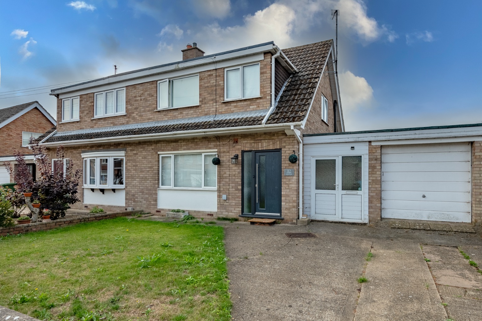 3 bed semi-detached house for sale in Field Cottage Road, Cambridgeshire  - Property Image 1