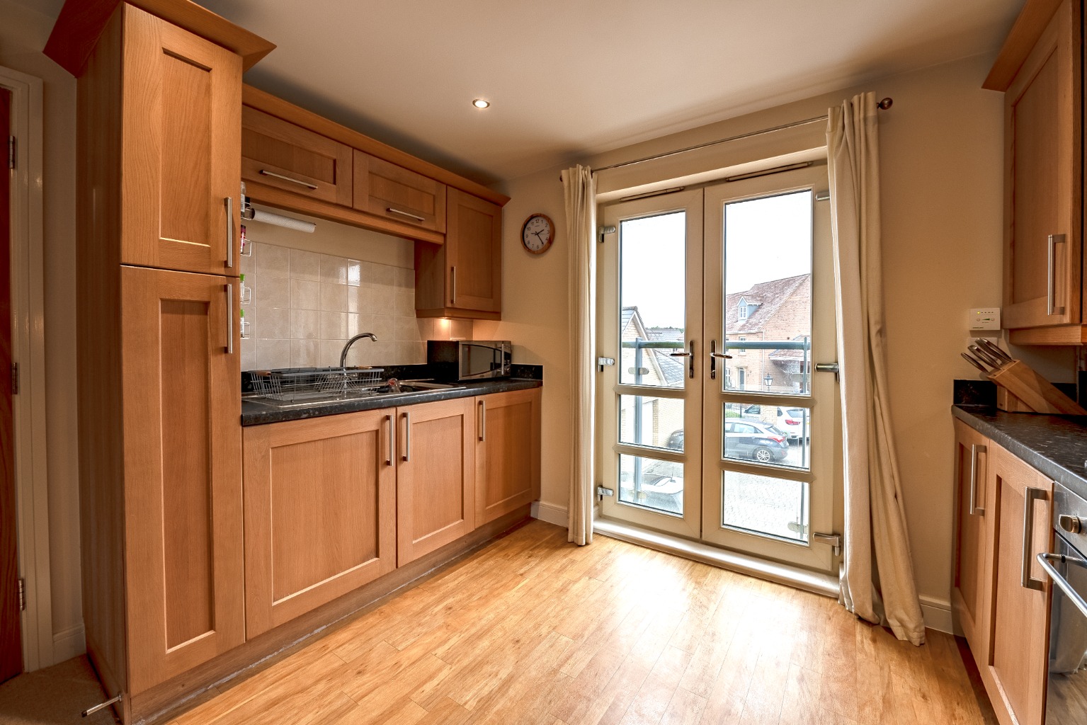 2 bed flat for sale in Cambridge Road, St. Neots  - Property Image 6