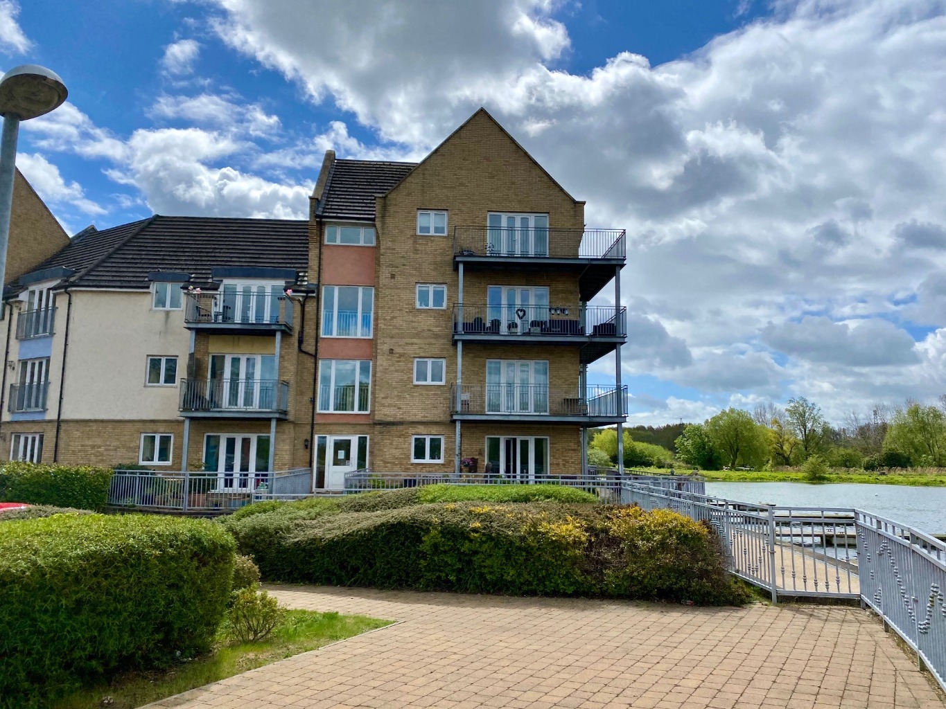 2 bed for sale in Wren Walk, St. Neots  - Property Image 1