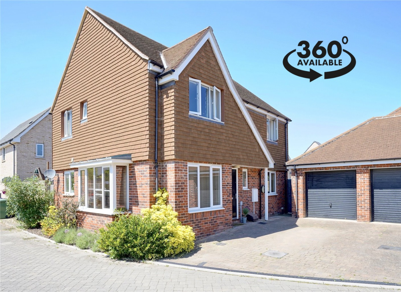 4 bed detached house for sale in Wood Ridge Crescent, St. Neots - Property Image 1