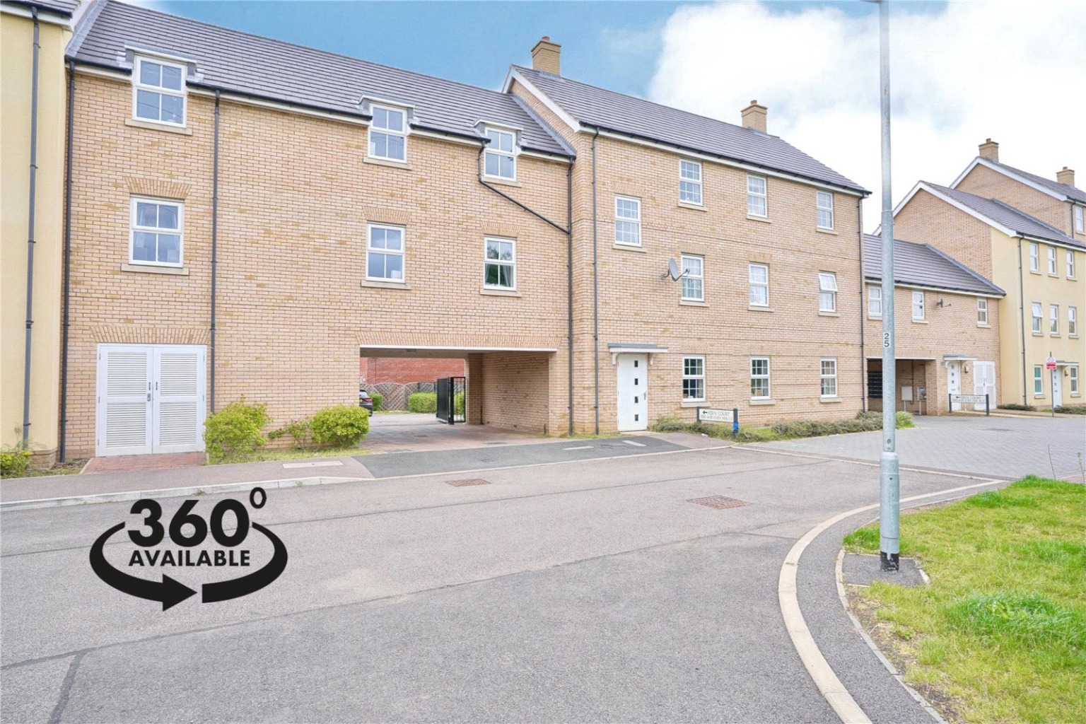 2 bed ground floor flat for sale in Fern Court, St. Neots - Property Image 1