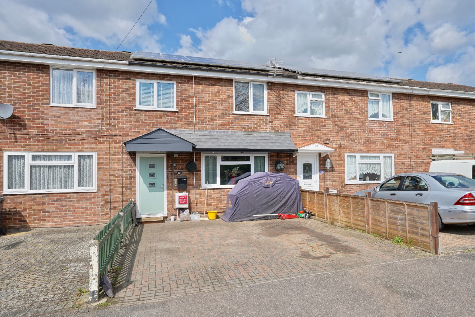 3 bed terraced house for sale in Henbrook, St. Neots - Property Image 1