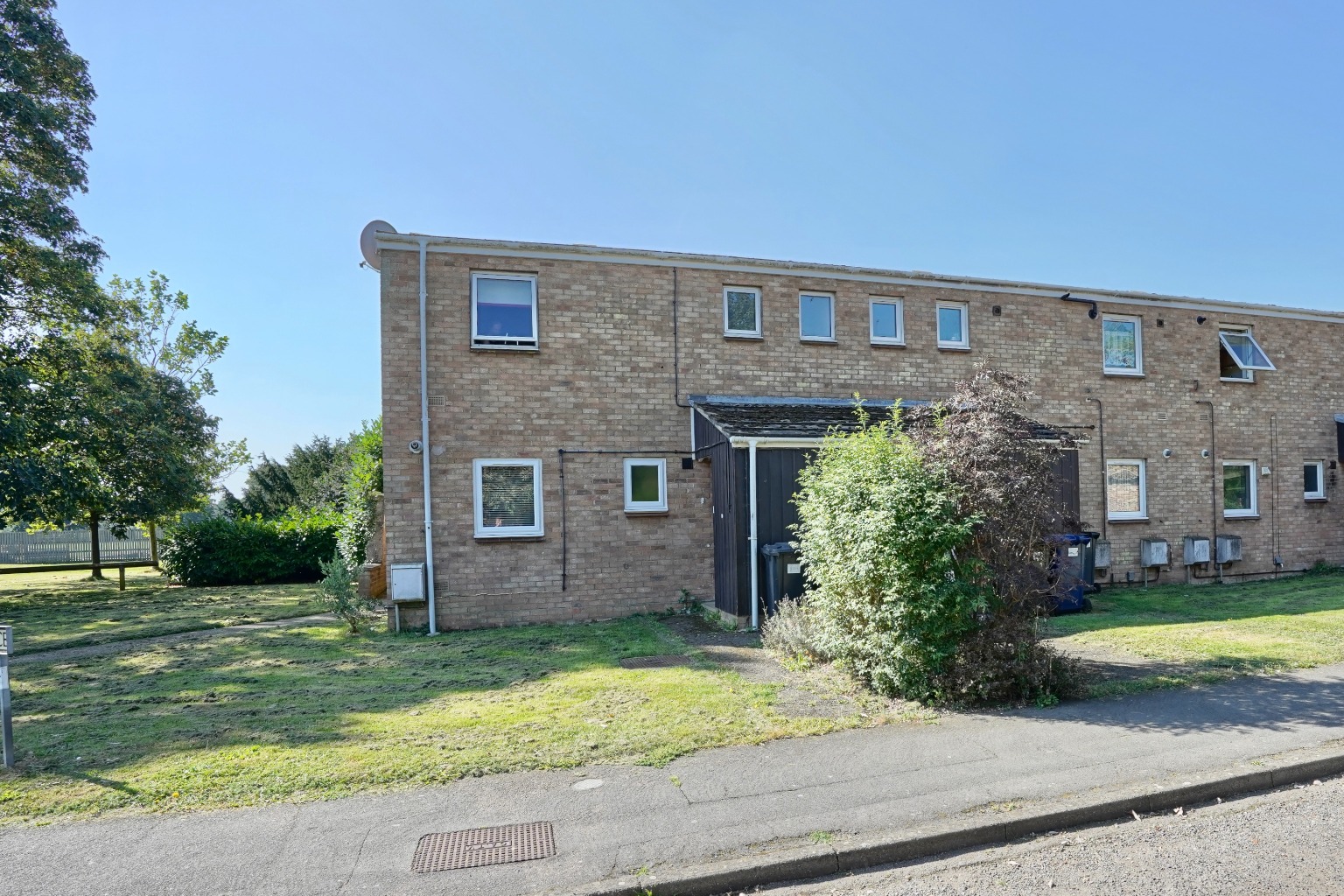 1 bed maisonette for sale in The Paddock, St. Neots - Property Image 1