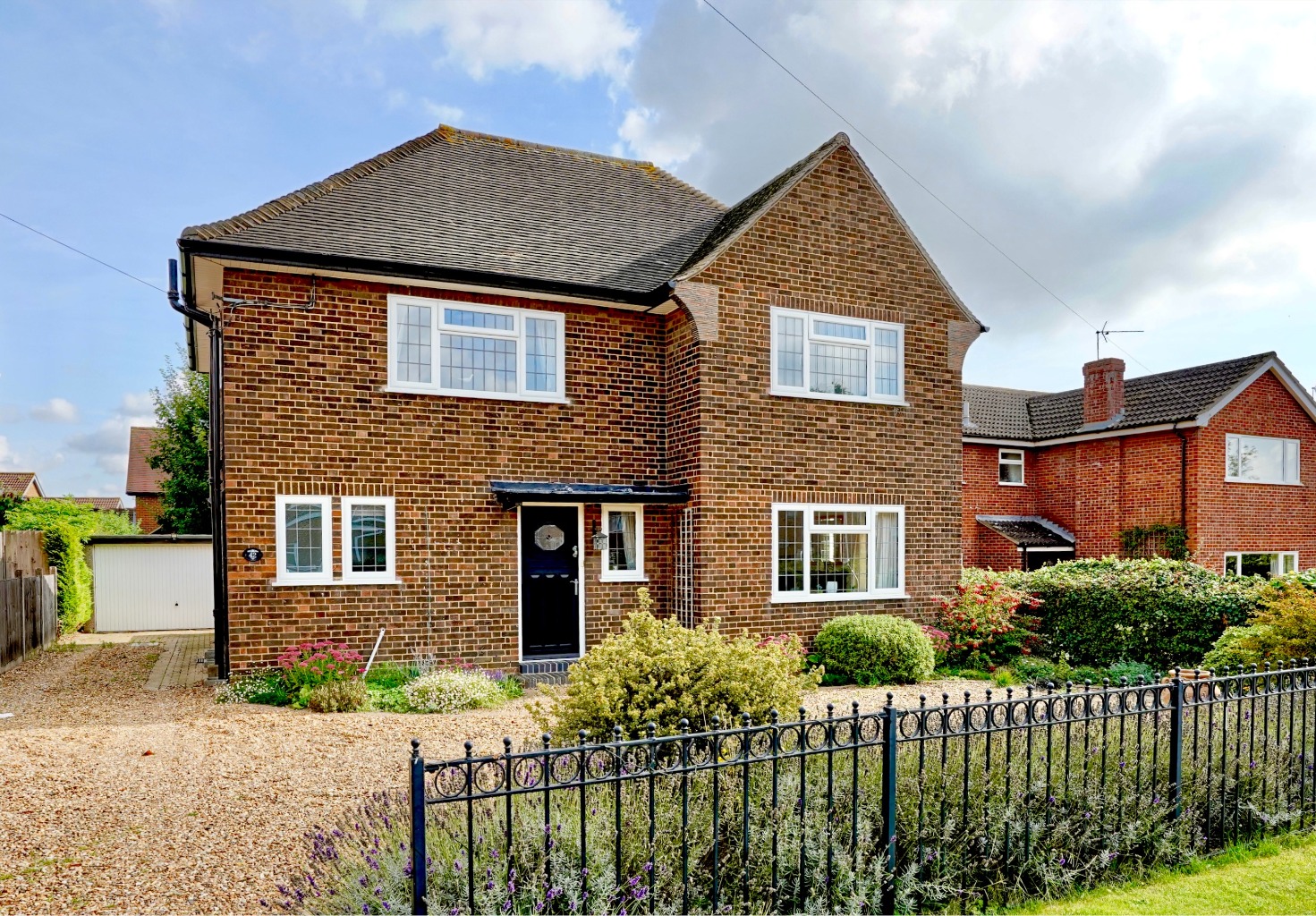 3 bed detached house for sale in Lucks Lane, St. Neots - Property Image 1