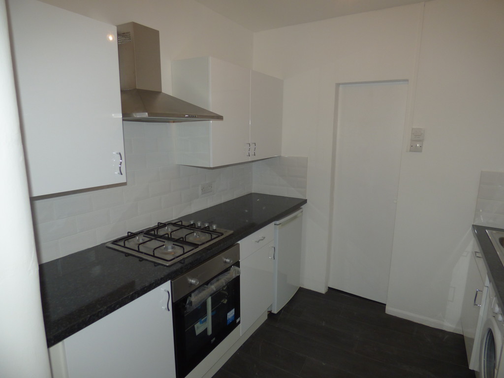 2 bed flat to rent in Audley Road, South Gosforth - Property Image 1
