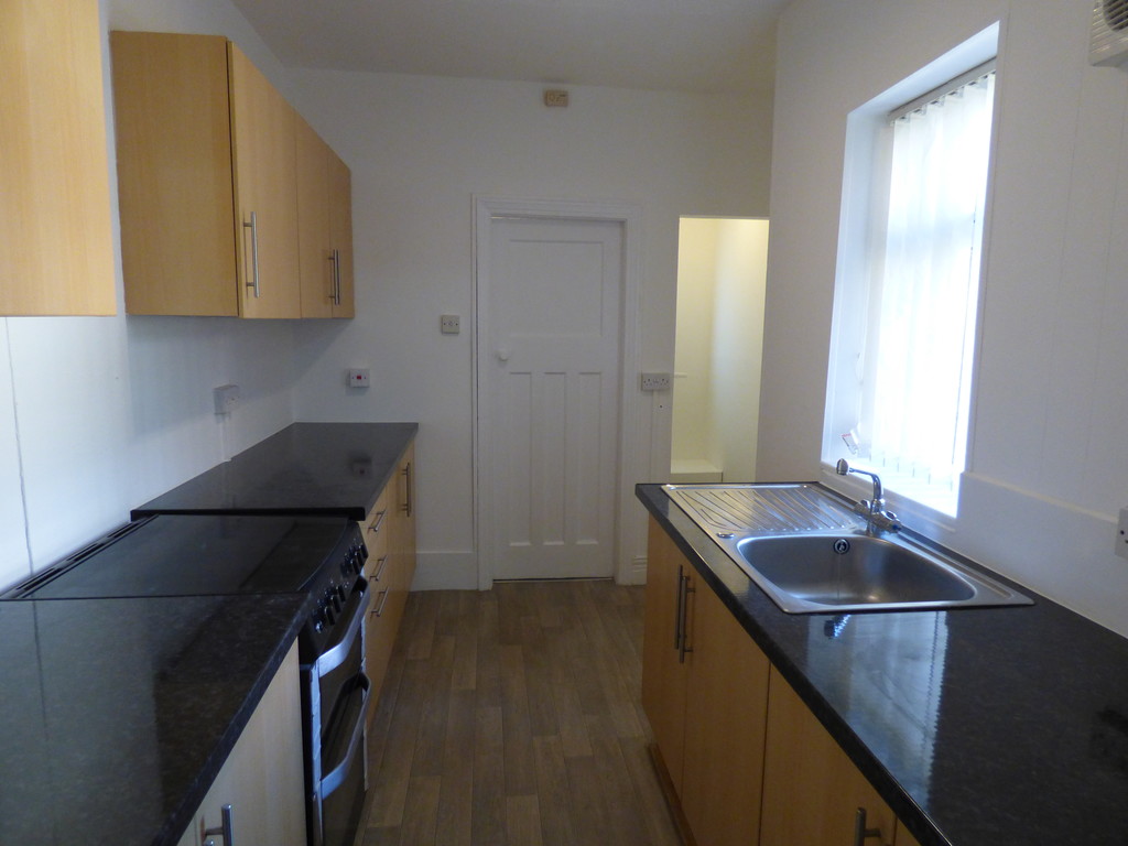 2 bed ground floor flat to rent in Danby Gardens, North Heaton - Property Image 1