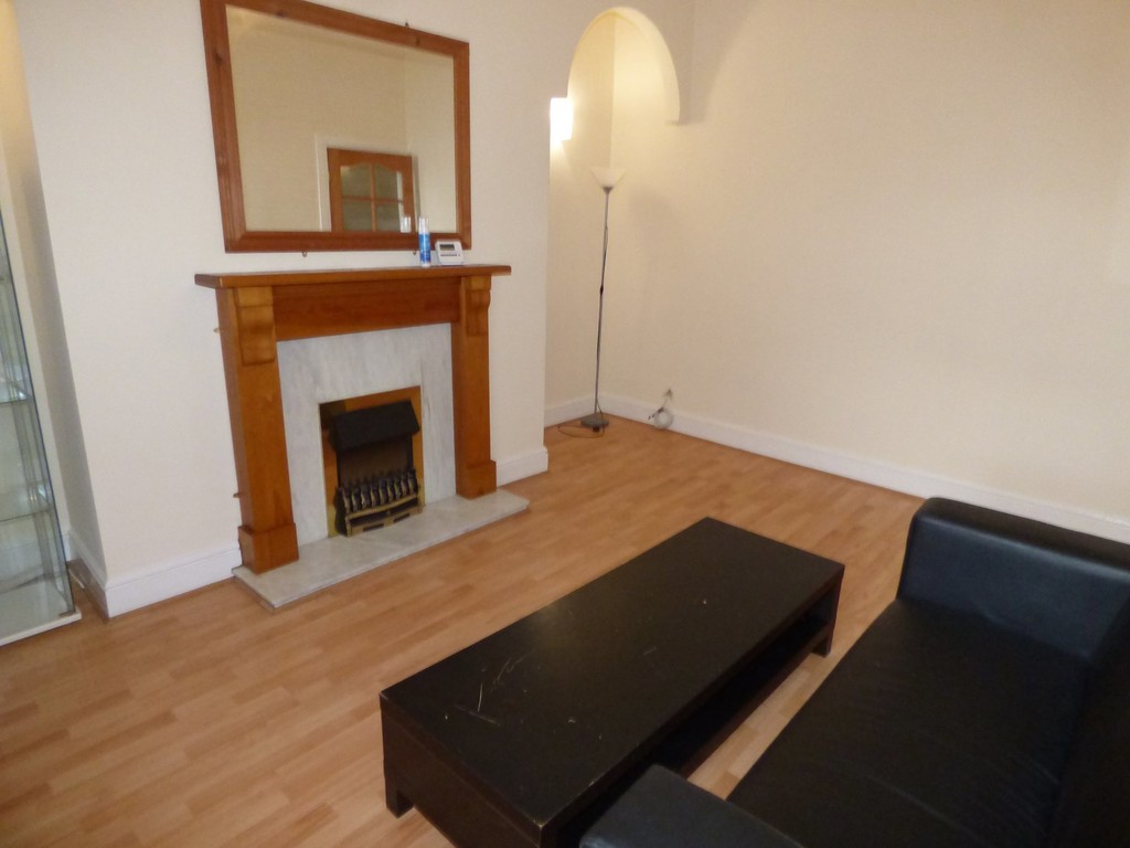 2 bed flat to rent in Rothbury Terrace, Heaton  - Property Image 1