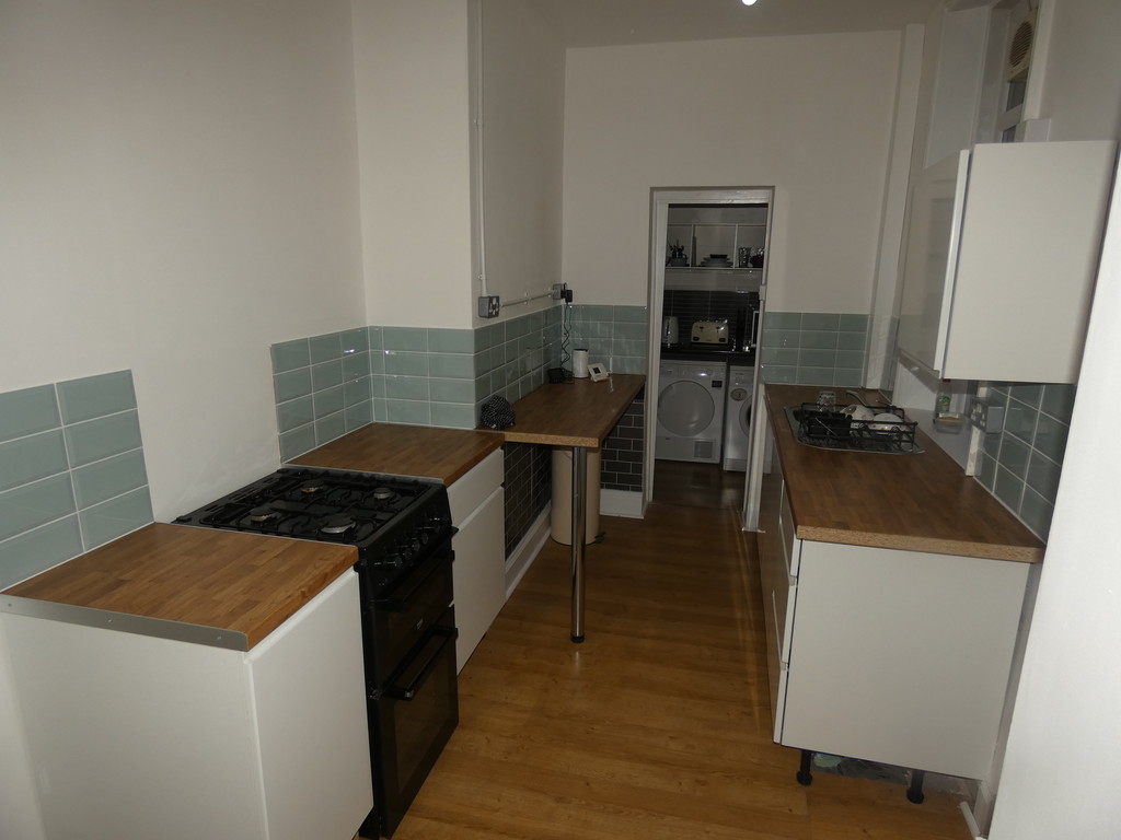 2 bed terraced house to rent in Meldon Terrace, Heaton  - Property Image 1