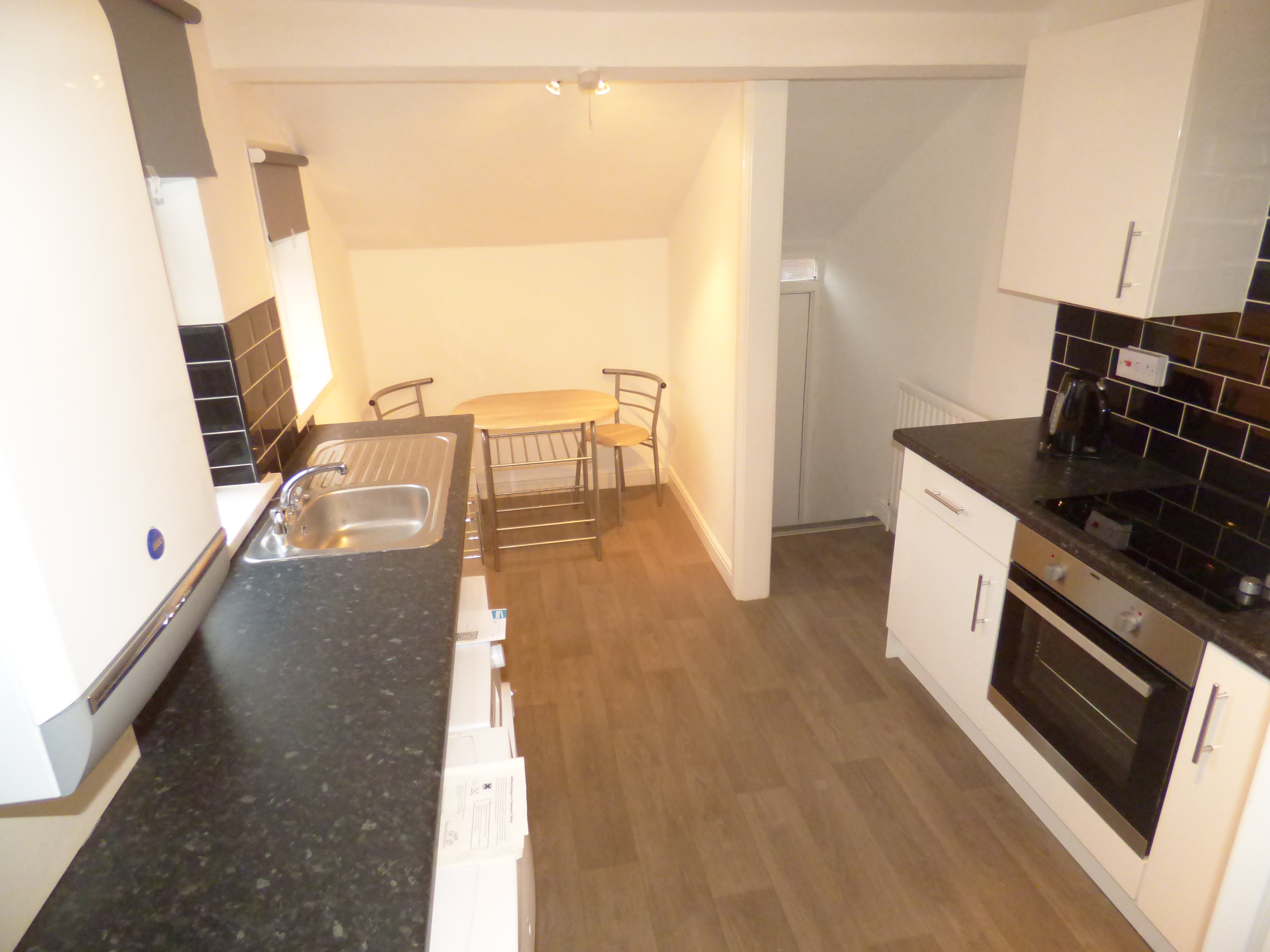 3 bed flat to rent in Warton Terrace, Newcastle upon tyne  - Property Image 4