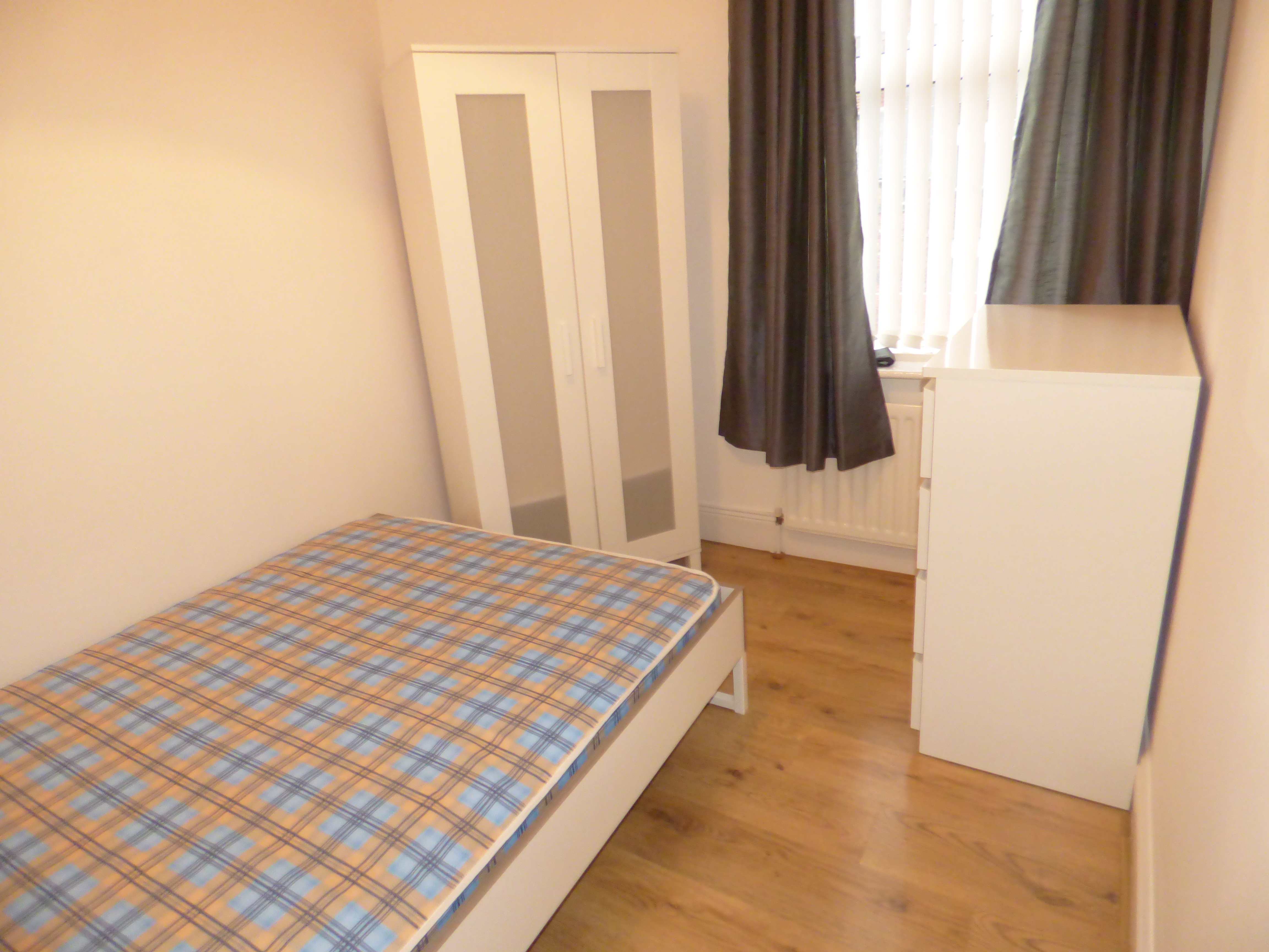 3 bed flat to rent in Warton Terrace, Newcastle upon tyne  - Property Image 6
