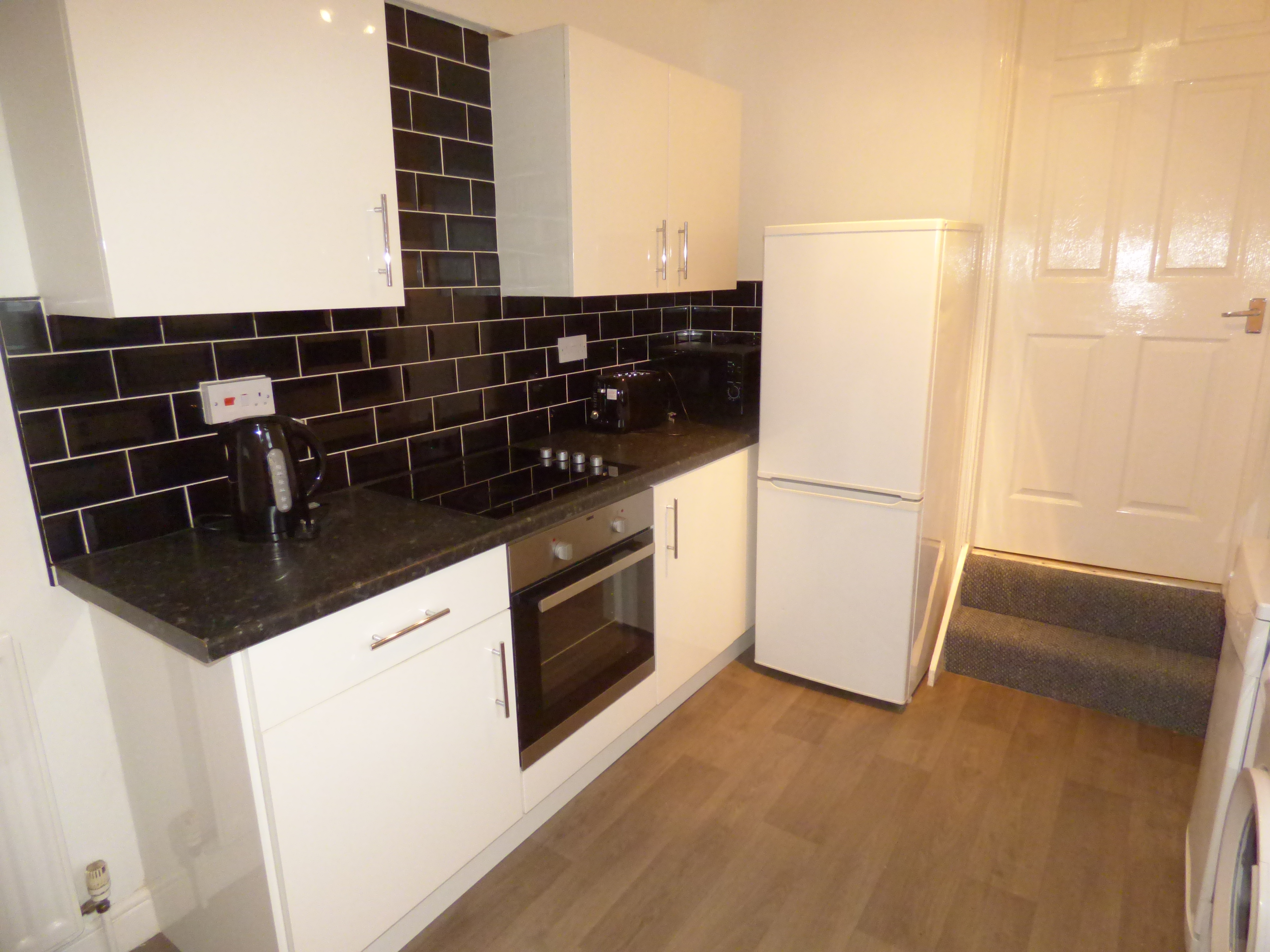 3 bed flat to rent in Warton Terrace, Newcastle upon tyne  - Property Image 11