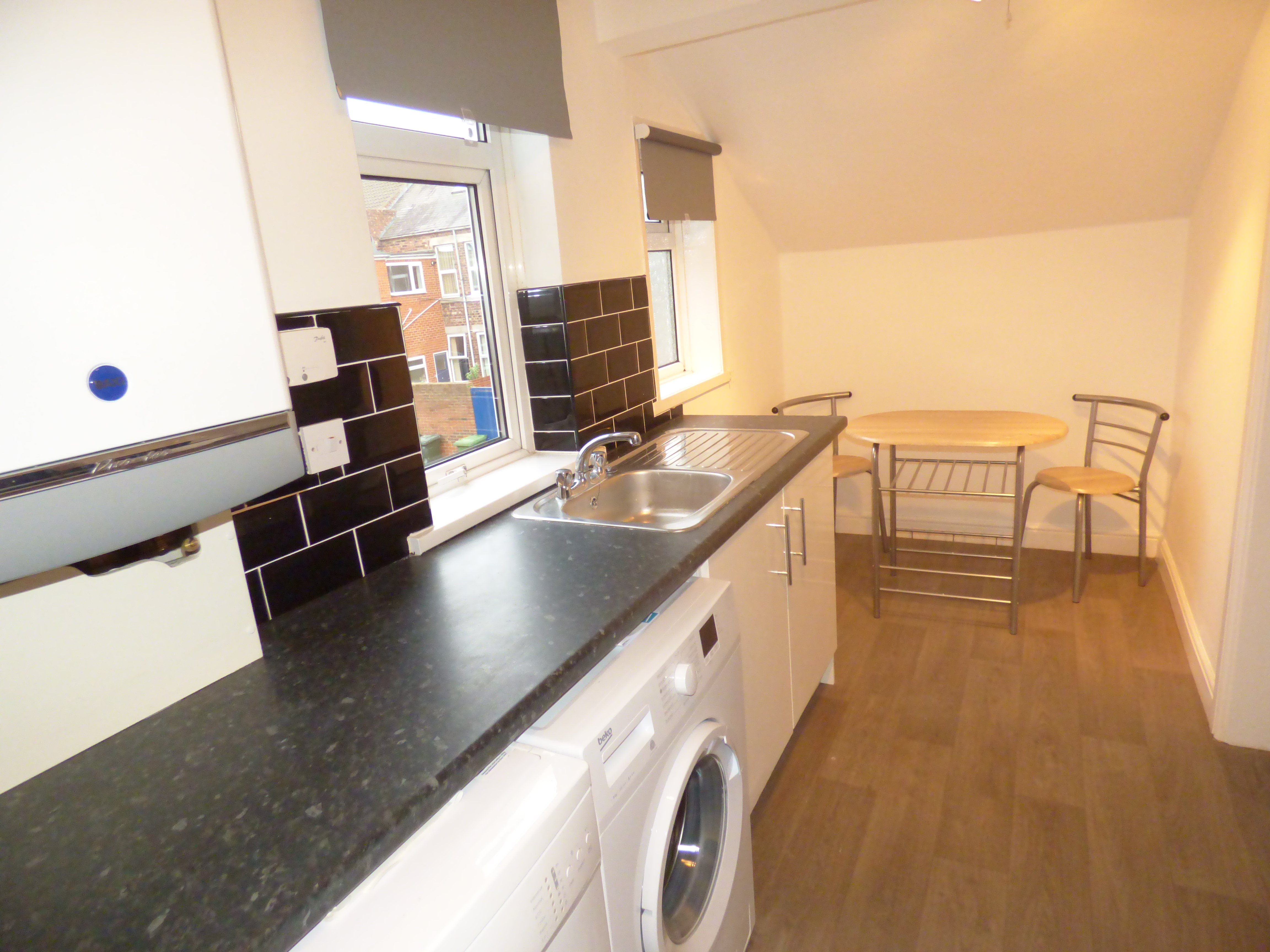 3 bed flat to rent in Warton Terrace, Newcastle upon tyne  - Property Image 13