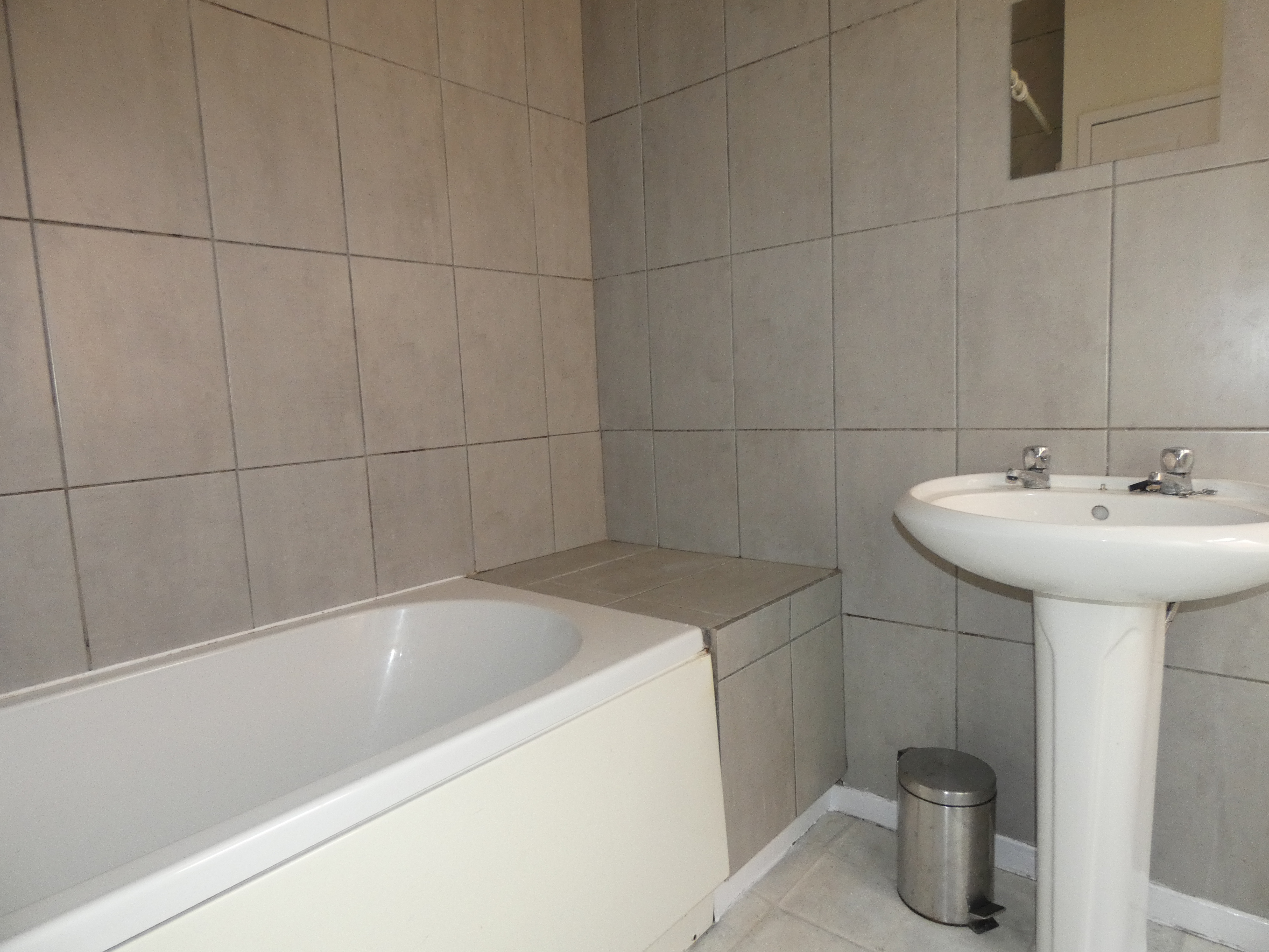 2 bed flat to rent in Cartington Terrace, Newcastle upon tyne  - Property Image 8