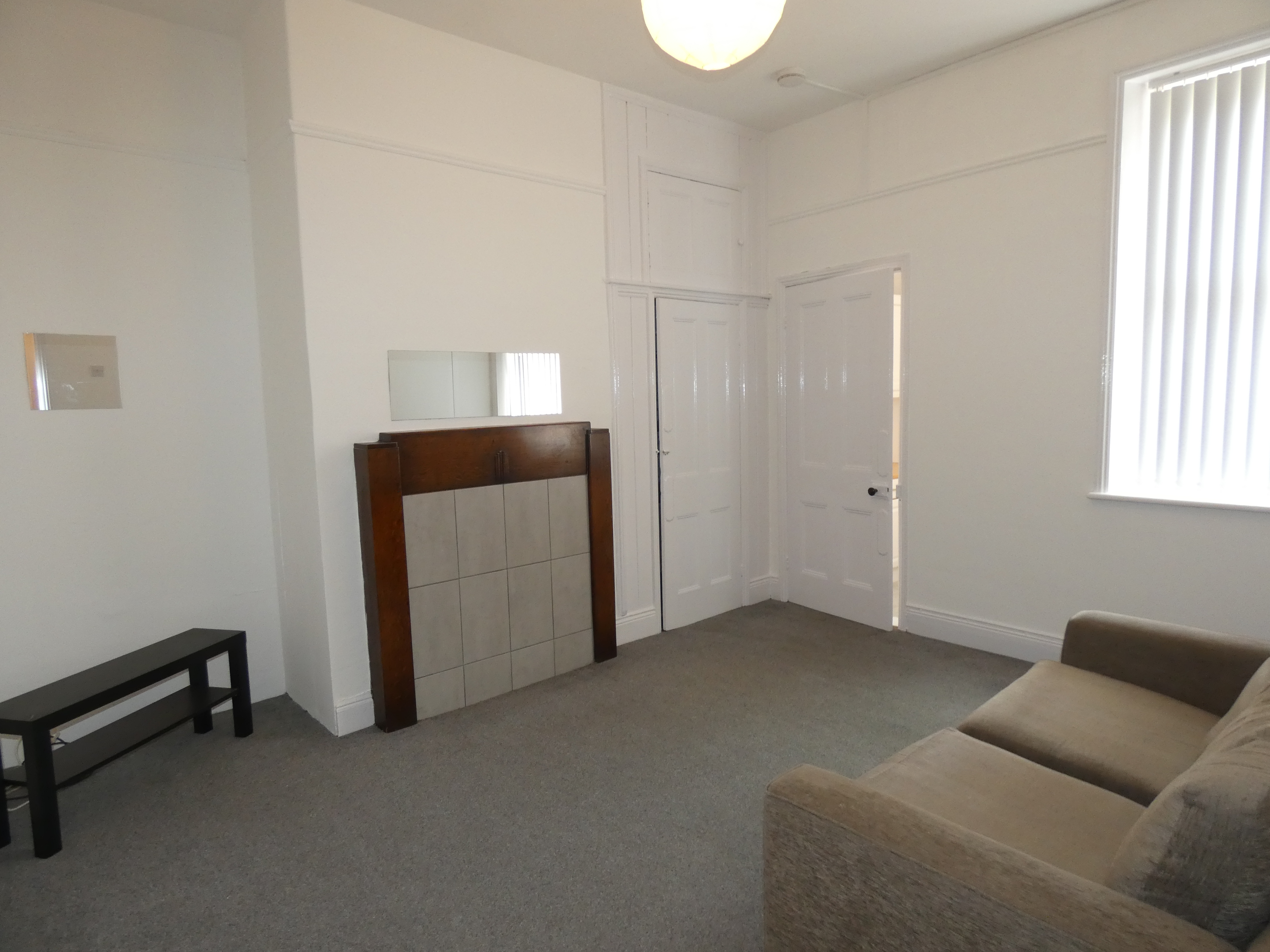 2 bed flat to rent in Cartington Terrace, Newcastle upon tyne  - Property Image 2