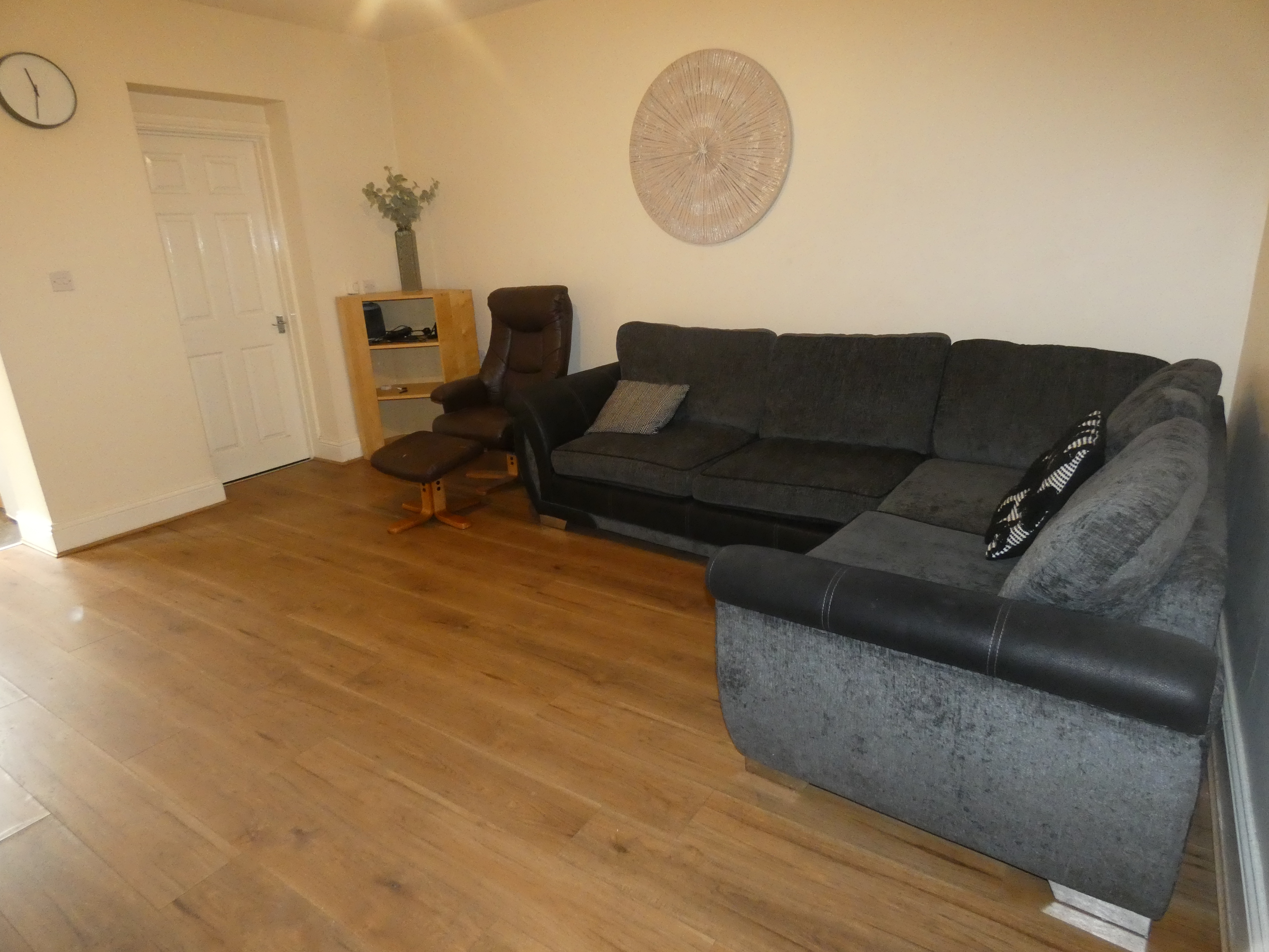 2 bed flat to rent in Hazlerigg, Newcastle upon tyne  - Property Image 3
