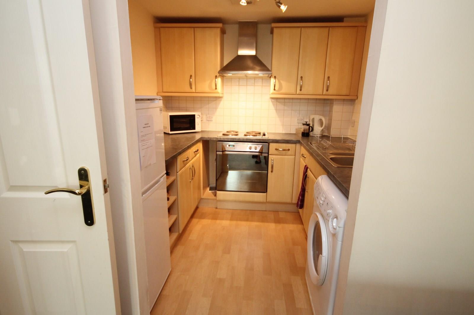 1 bed flat to rent in Squires Court, Bristol 1