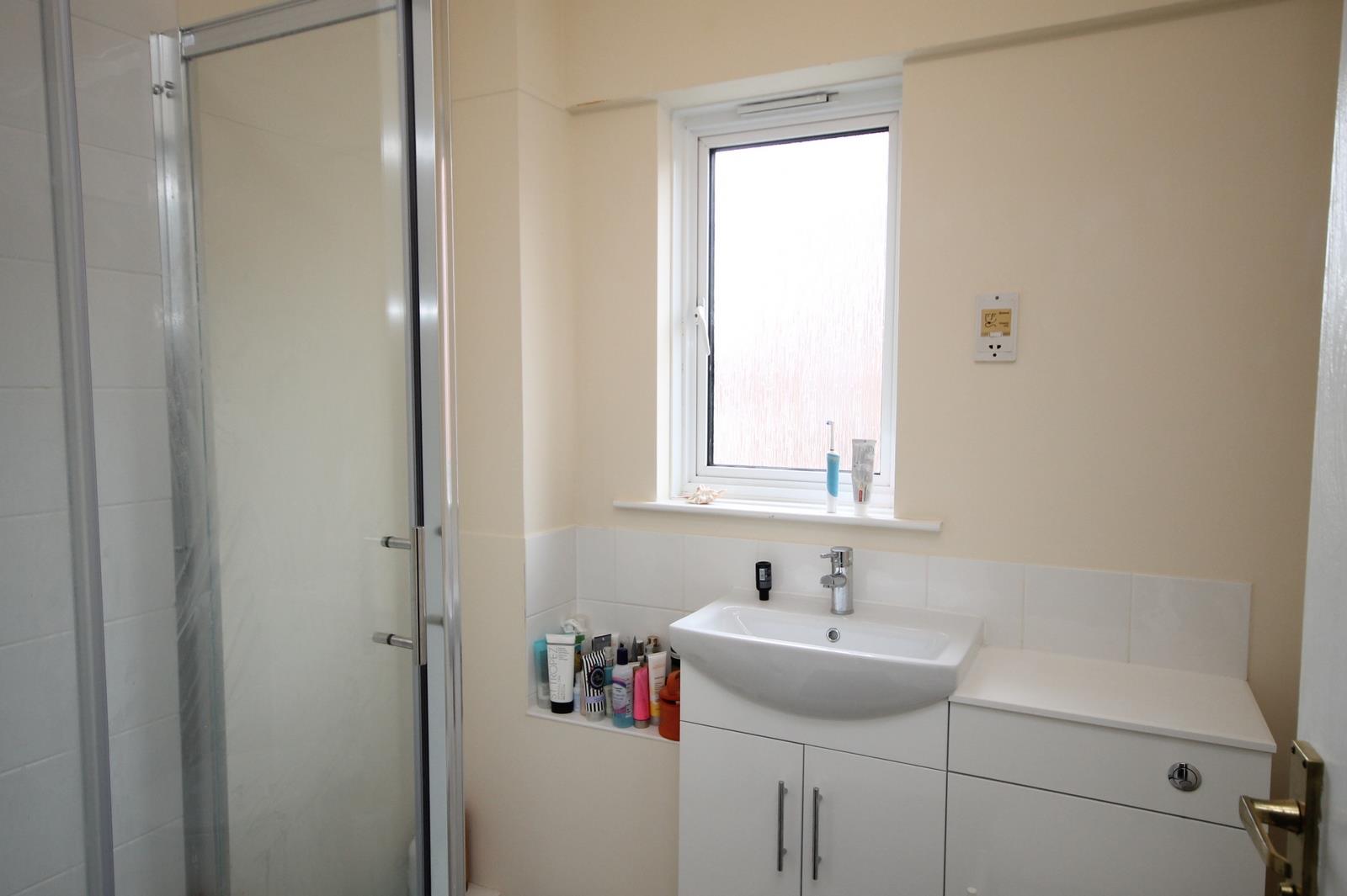 Studio flat to rent in Ferry Street, Bristol 1