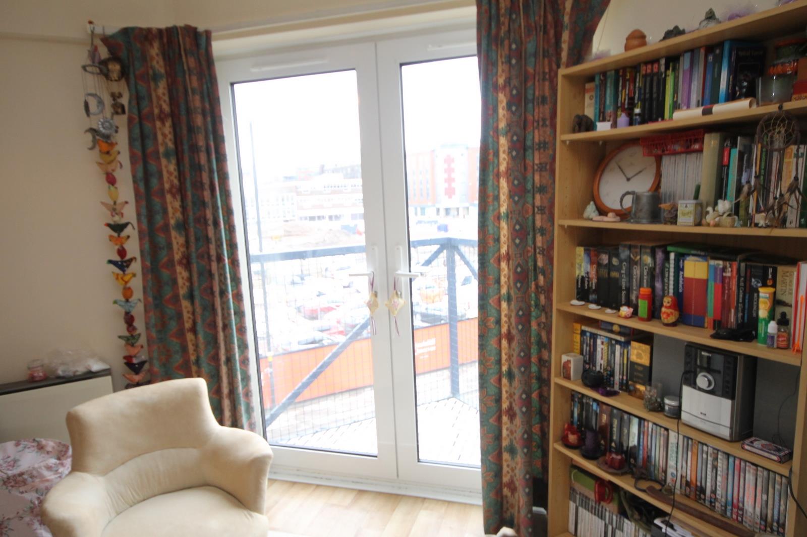 Studio flat to rent in Ferry Street, Bristol 3
