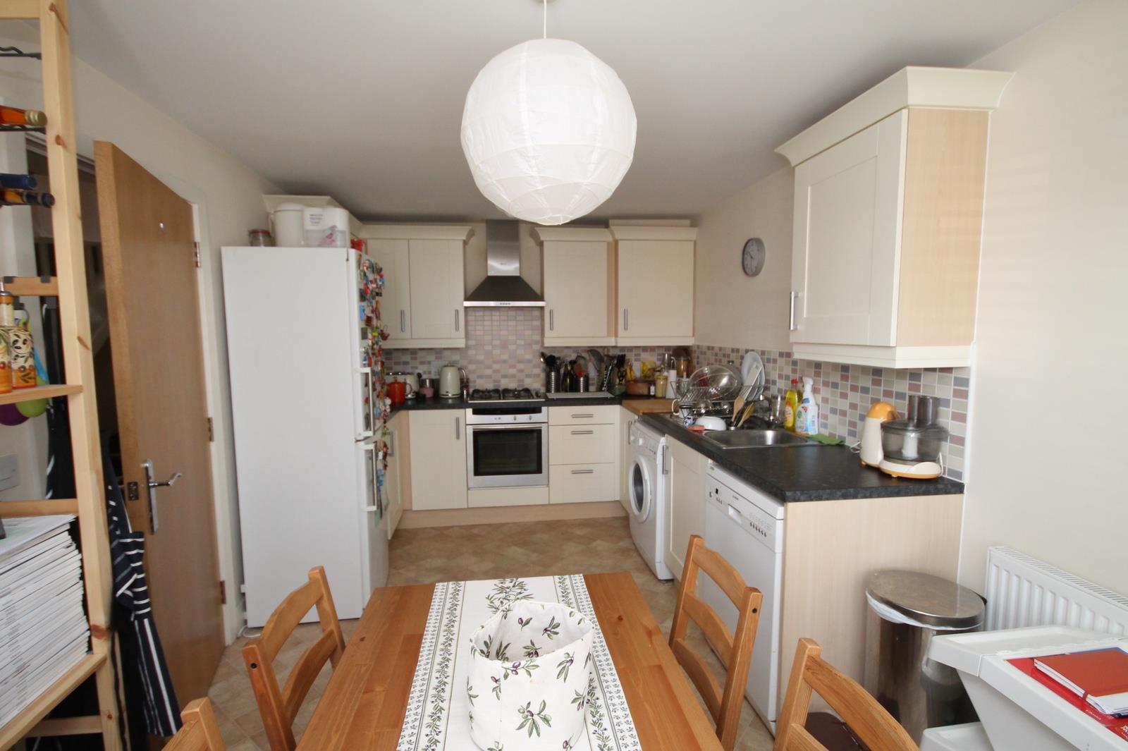 4 bed house to rent in Blackcurrant Drive, Bristol  - Property Image 2