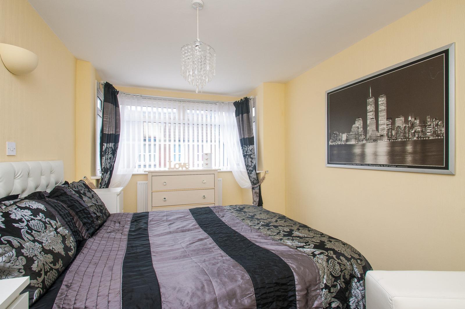 3 bed house to rent in Chalks Road, Bristol 9