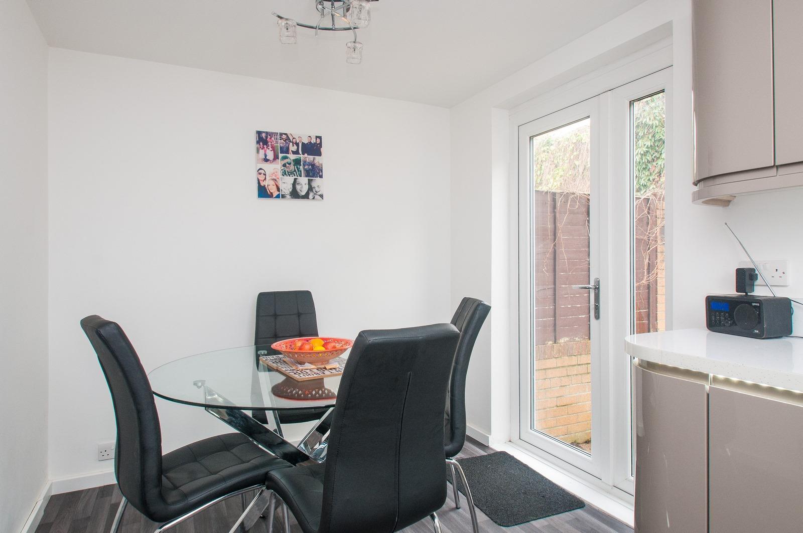 3 bed house to rent in Chalks Road, Bristol 6