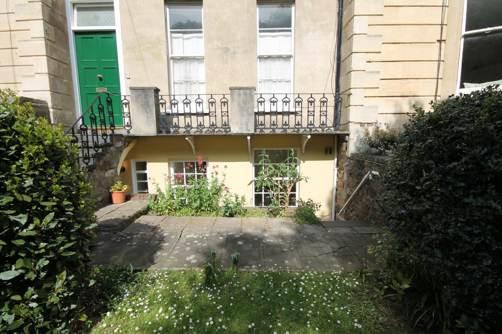 1 bed flat to rent in Chertsey Road, Bristol, BS6 