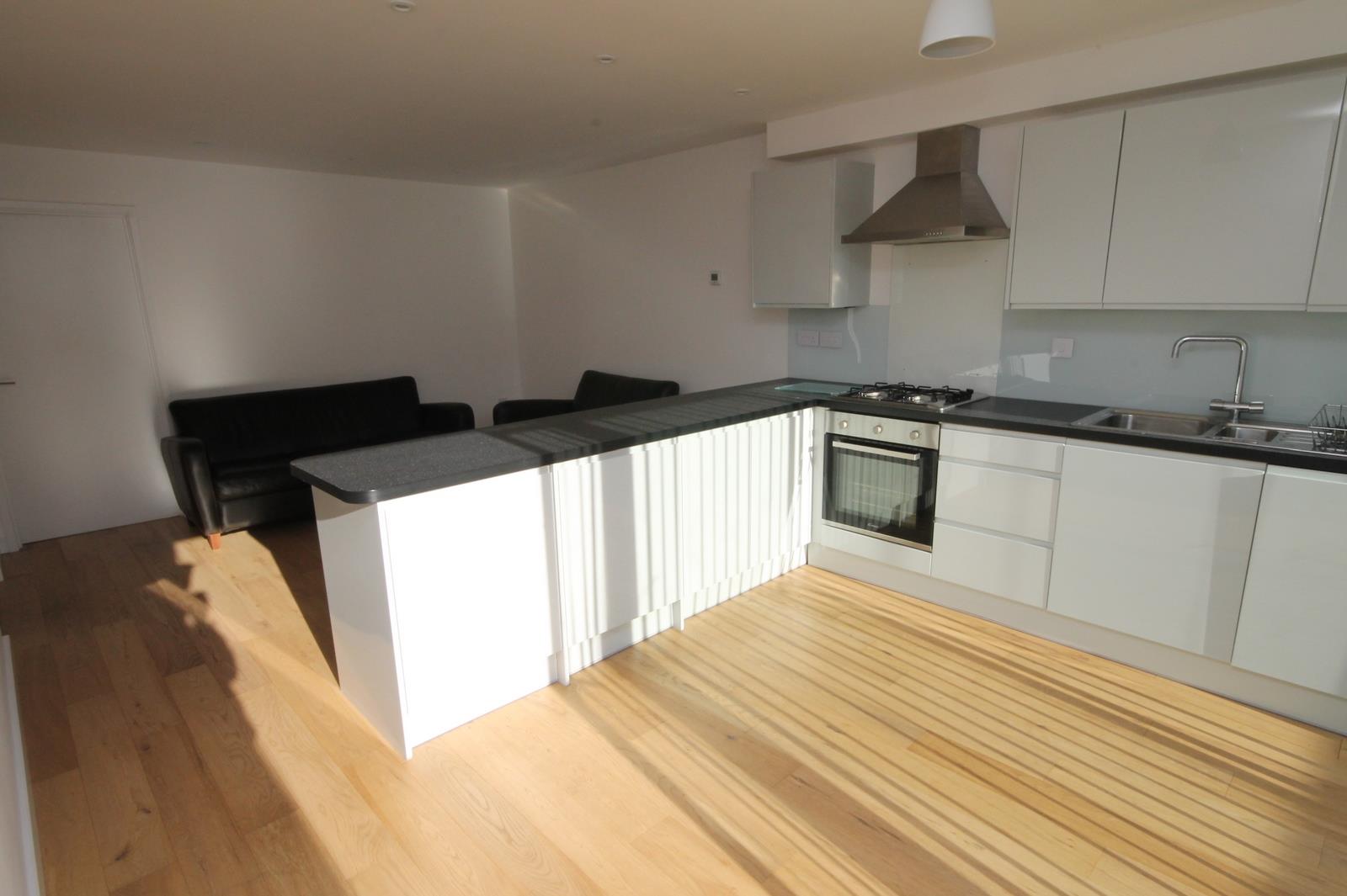 2 bed house to rent in Pembroke Avenue, Bristol  - Property Image 3