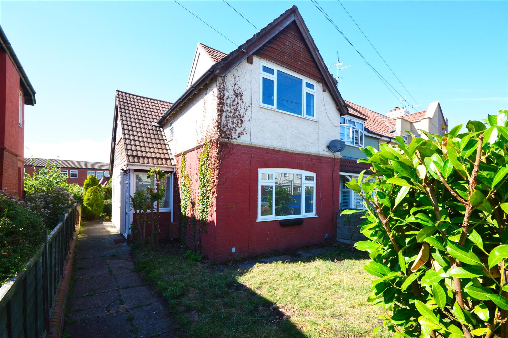 3 bed house to rent in Green Lane, Bristol  - Property Image 1