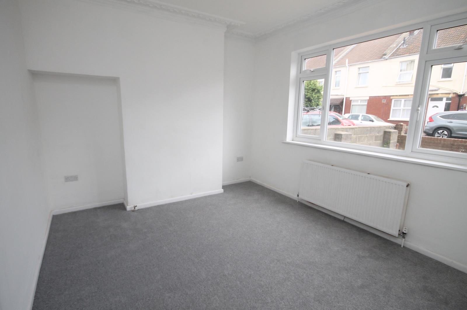3 bed house to rent in Green Lane, Bristol  - Property Image 2