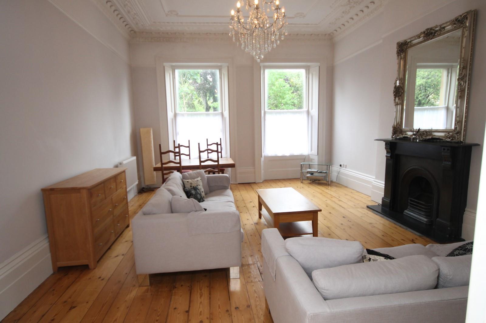 2 bed flat to rent in Victoria Square, Bristol 2