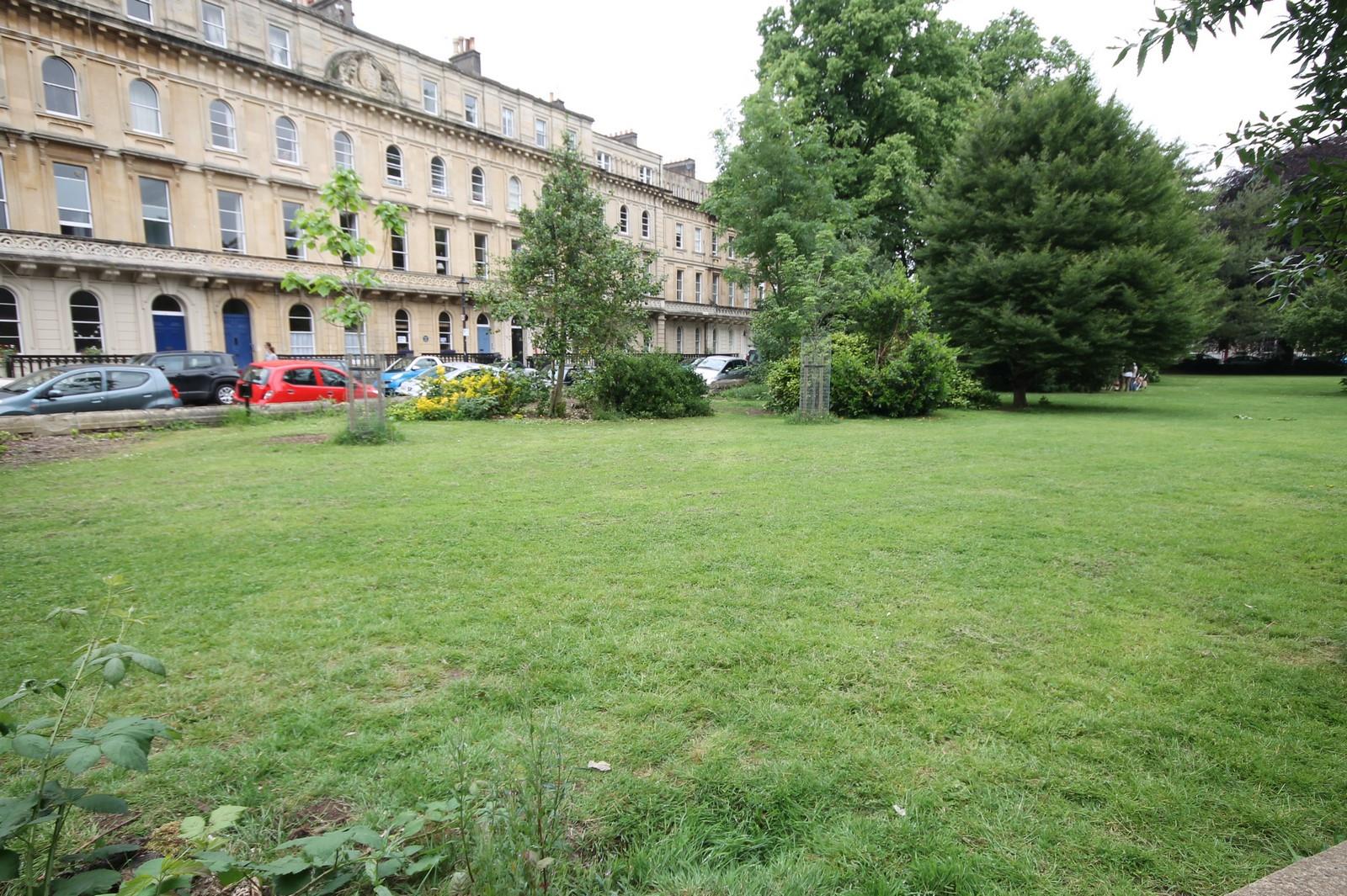 2 bed flat to rent in Victoria Square, Bristol 1