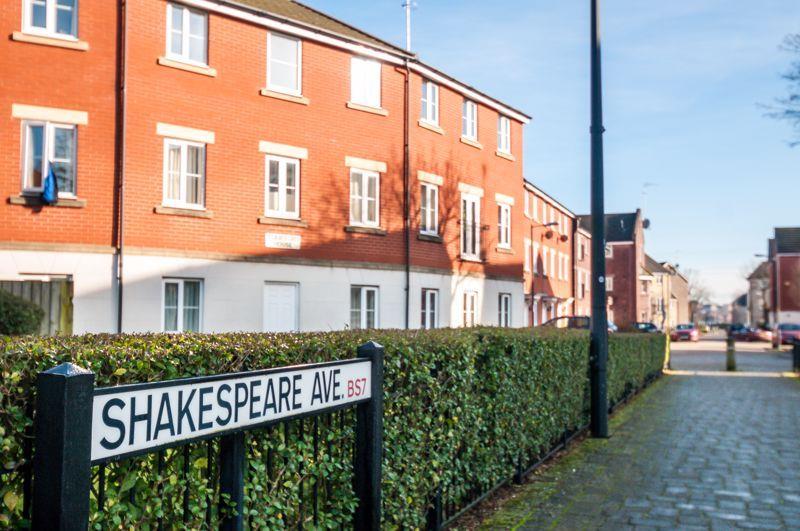 2 bed flat to rent in Shakespeare Avenue, Bristol - Property Image 1