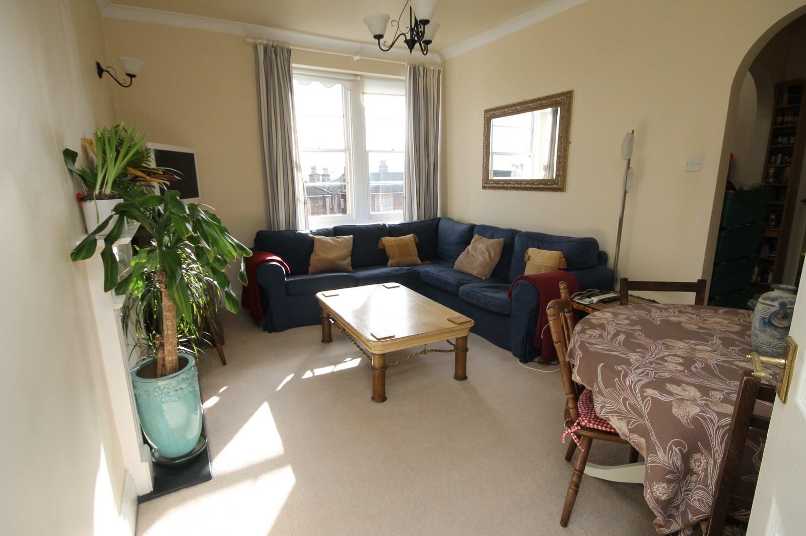 2 bed flat to rent in 26 Apsley Road, Bristol, BS8 