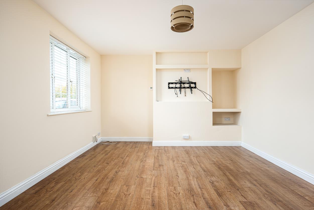 3 bed house to rent in Portbury Grove, Bristol 9